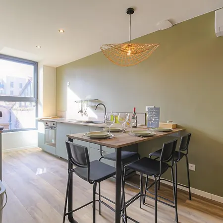 Daire L 'elegant - Travelhome - 50m De La Gare Villefranche-sur-Saône